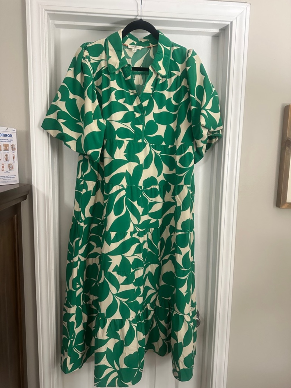 Umgee Green & Cream Floral Print Tiered Midi Dress